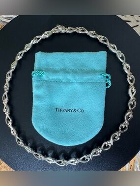 Tiffany & Co. Sterling Silver Paloma Picasso Loving Hearts Link Necklace — 17.5”
